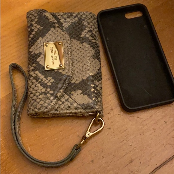 Sold - Picture 3 of 3